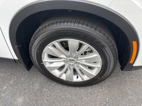 New 2026 Mitsubishi Outlander ES image 9