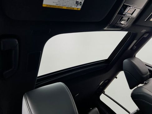 New 2026 Lexus LX 700h Luxury image 6