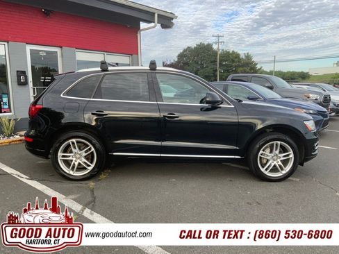 Used 2016 Audi Q5 2.0T Premium Plus w/ Technology Package AWD/4WD image 4