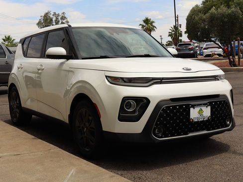 Used 2020 Kia Soul EX FWD image 14