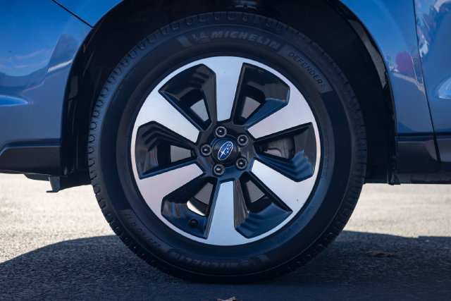 Used 2017 Subaru Forester 2.5i w/ Alloy Wheel Package AWD/4WD image 12