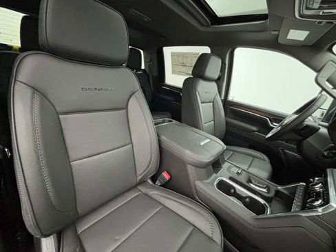 New 2026 GMC Sierra 2500 Denali w/ Denali Reserve Package image 40