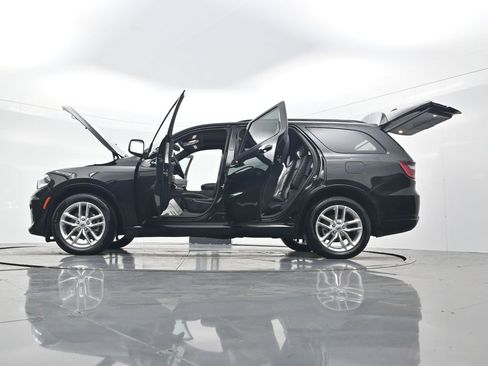 Used 2024 Dodge Durango GT image 45