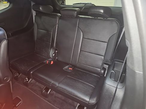 Used 2025 Buick Enclave Sport Touring image 23