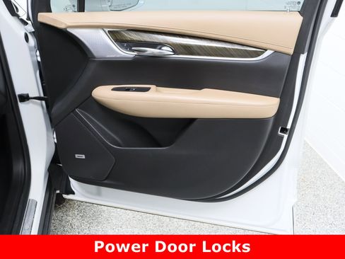 Used 2020 Cadillac XT6 Premium Luxury w/ Platinum Package image 43