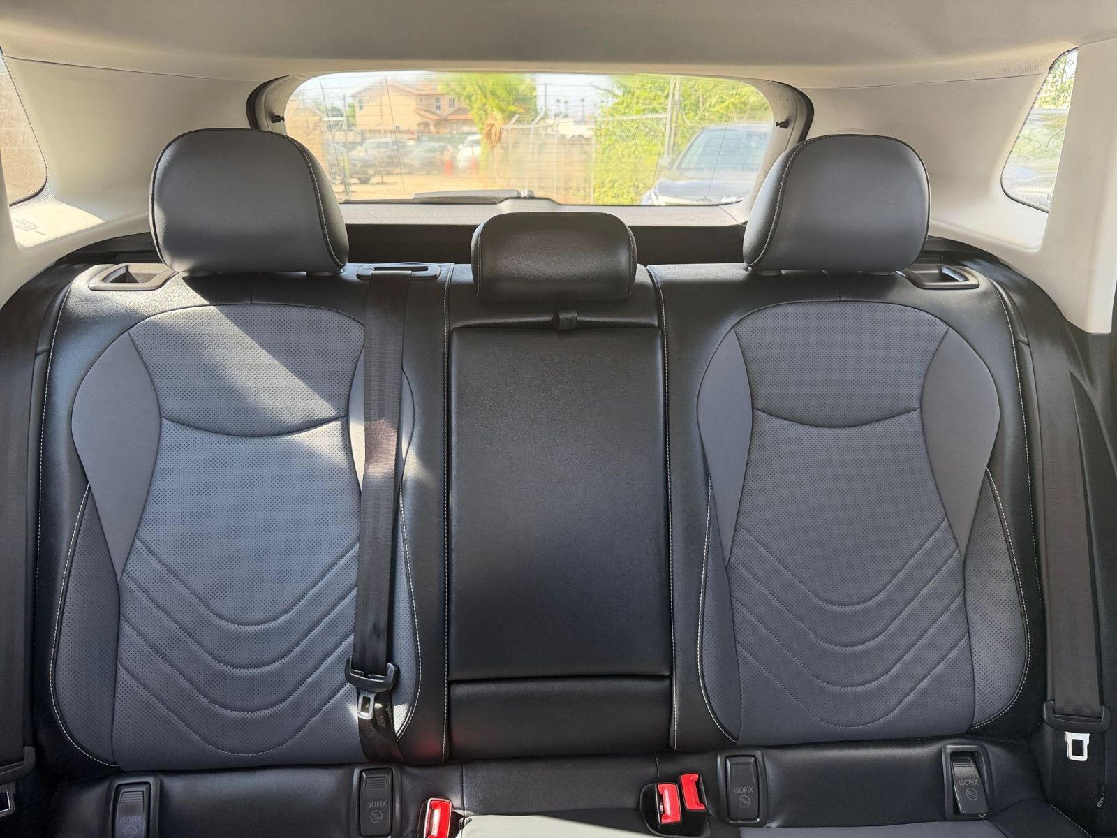 Used 2026 Volkswagen Tiguan SE AWD/4WD image 39