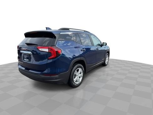 Certified 2023 GMC Terrain SLE w/ Driver Convenience Package FWD image 8