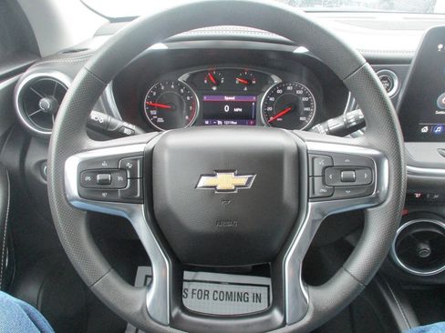 Used 2023 Chevrolet Blazer LT AWD/4WD image 18