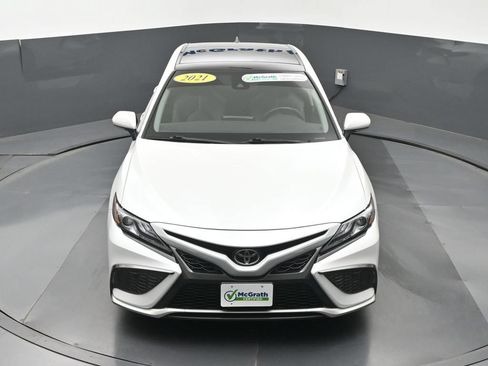 Used 2021 Toyota Camry XSE AWD/4WD image 29