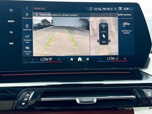 New 2026 BMW X2 xDrive28i w/ Technology Package AWD/4WD image 33