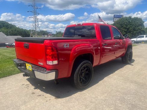 Used 2013 GMC Sierra 1500 SLE w/ Power Tech Package AWD/4WD image 3