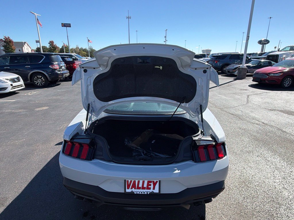 New 2026 Ford Mustang GT Premium w/ GT Performance Package RWD image 42