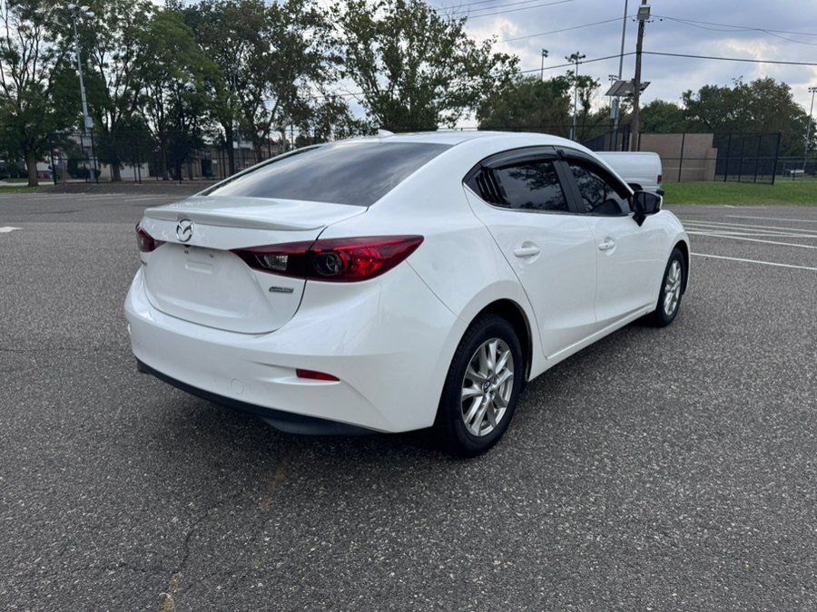 Used 2016 MAZDA MAZDA3 i Touring w/ Popular Equipment Package FWD image 7