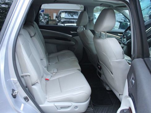 Used 2016 Acura MDX w/ Technology Package FWD image 31