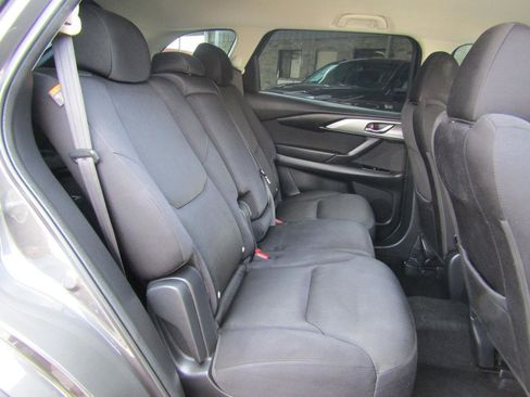 Used 2018 MAZDA CX-9 Sport image 11