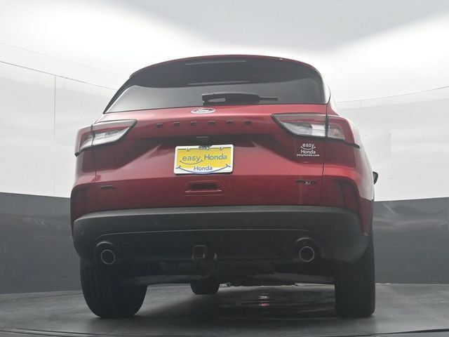 Used 2022 Ford Escape SEL w/ SEL Stealth AWD Package image 32