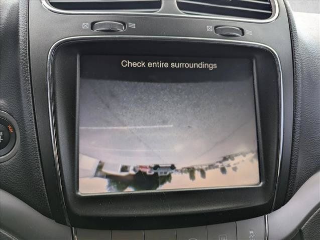 Used 2017 Dodge Journey Crossroad w/ Popular Equipment Group FWD image 18