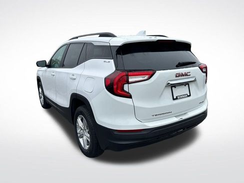 Used 2022 GMC Terrain SLE w/ Driver Convenience Package AWD/4WD image 3