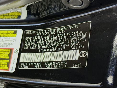 Used 2025 Toyota Camry SE FWD image 40