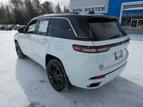 Used 2023 Jeep Grand Cherokee Overland w/ Luxury Tech Group IV image 29