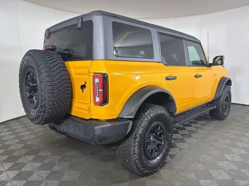 Used 2022 Ford Bronco Wildtrak image 3