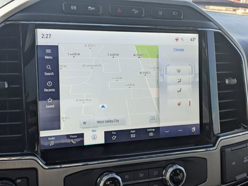 Used 2022 Ford F350 Platinum w/ FX4 Off-Road Package image 25