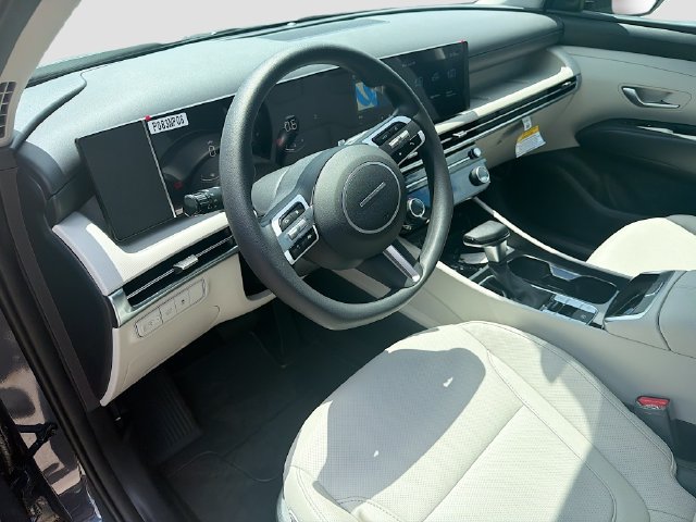 New 2026 Hyundai Tucson SEL Plus FWD image 9