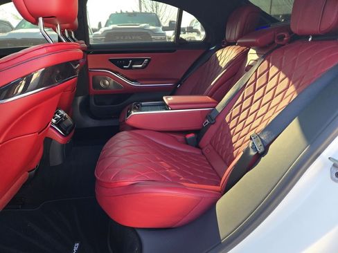 Used 2022 Mercedes-Benz S 580 4MATIC Sedan image 16