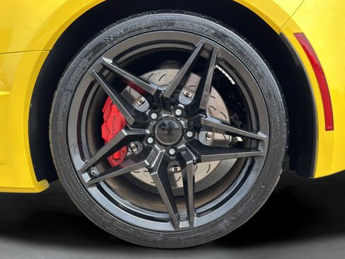Used 2019 Chevrolet Corvette Grand Sport image 17