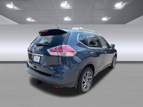 Used 2016 Nissan Rogue SL w/ SL Premium Package FWD image 5