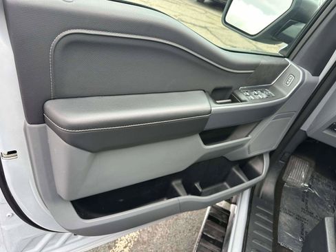 Used 2025 Ford F150 XLT w/ Equipment Group 301A Standard image 15