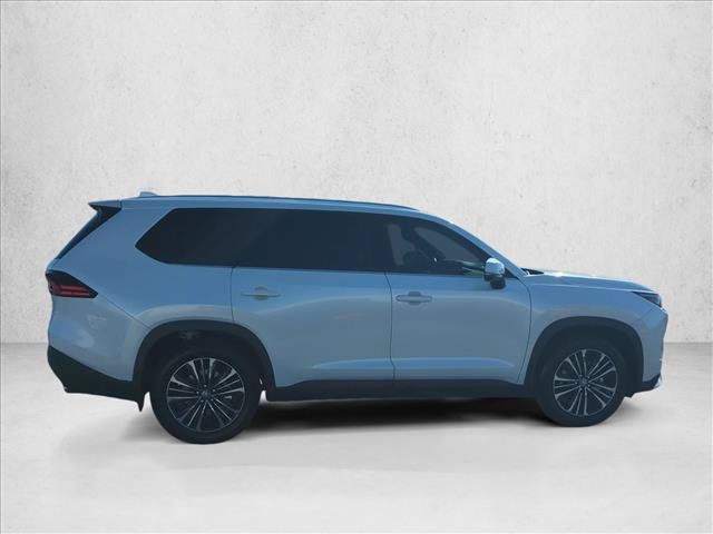 Certified 2026 Toyota Grand Highlander AWD Hybrid image 4
