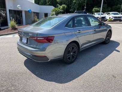 Used 2024 Volkswagen Jetta SE