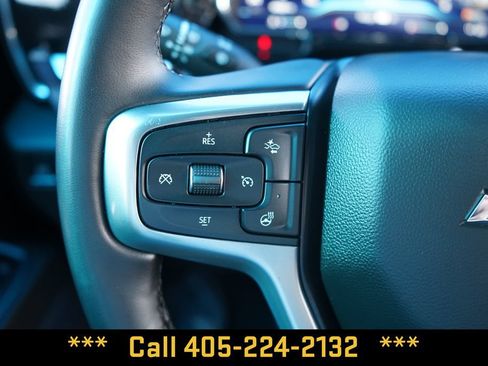 Used 2025 Chevrolet Silverado 1500 LT AWD/4WD image 30