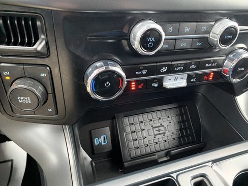 Used 2024 Ford F150 XLT w/ Equipment Group 303A High image 17