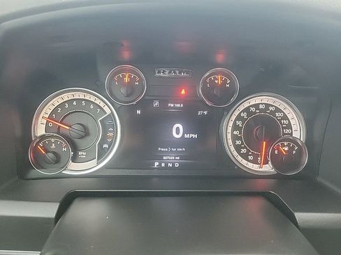 Used 2016 RAM 1500 Big Horn image 9