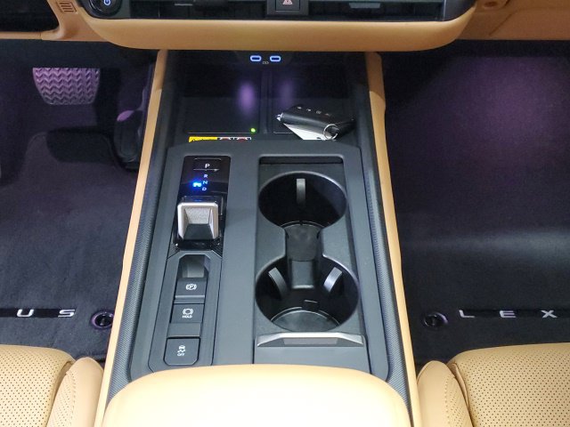 Used 2026 Lexus ES 500e w/ Convenience Package AWD/4WD image 22