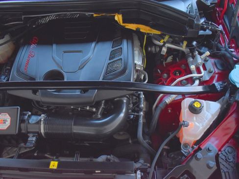 Used 2018 Alfa Romeo Stelvio Ti Sport image 44