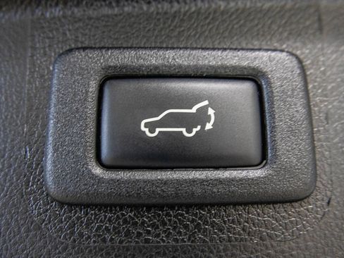 Used 2017 Subaru Outback 2.5i Premium image 43