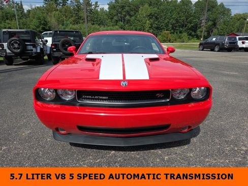Used 2010 Dodge Challenger R/T image 3