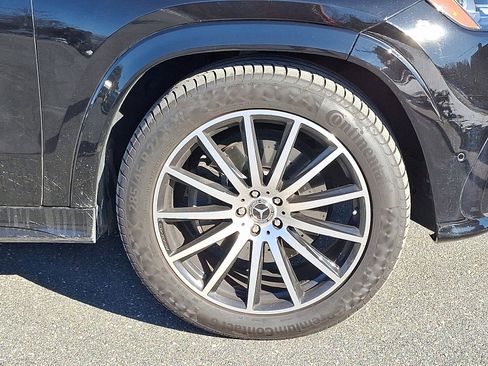 Used 2025 Mercedes-Benz GLS 450 4MATIC image 8
