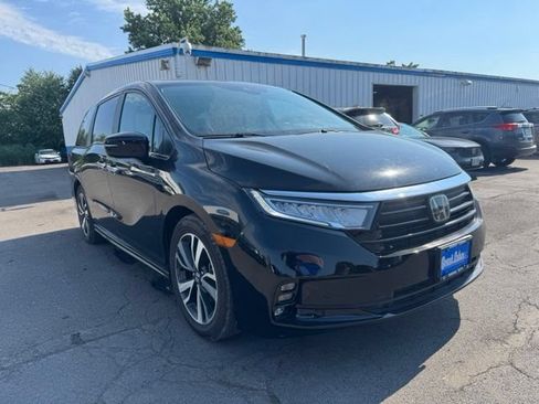 Used 2024 Honda Odyssey Touring image 6