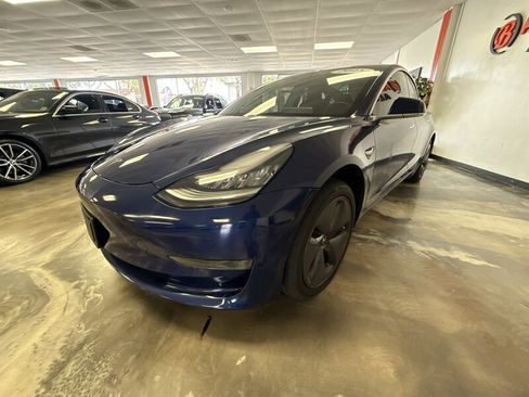 Used 2018 Tesla Model 3 Mid Range RWD image 8