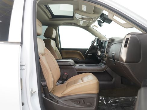 Used 2017 GMC Sierra 1500 Denali w/ Denali Ultimate Package image 12