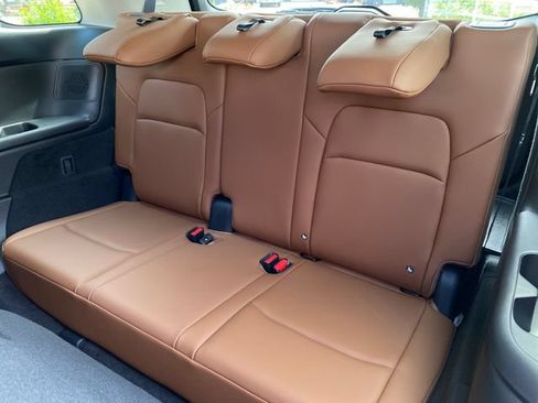New 2026 Nissan Pathfinder Platinum w/ Cargo Package AWD/4WD image 12
