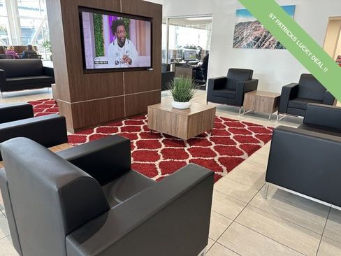 Used 2024 Toyota Sienna LE image 33