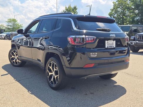 Used 2024 Jeep Compass Limited AWD/4WD image 13