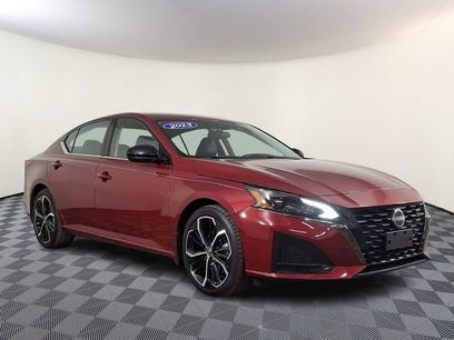 Used 2023 Nissan Altima 2.5 SR