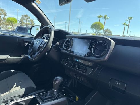 Certified 2023 Toyota Tacoma TRD Off-Road w/ Black Out Package (TMS) image 21