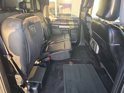 Used 2016 Ford F150 Lariat image 31